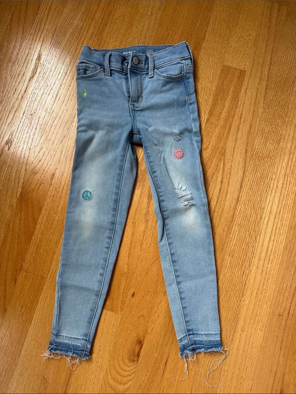 Old Navy Light Blue Girls Embroidered Slim Jeans